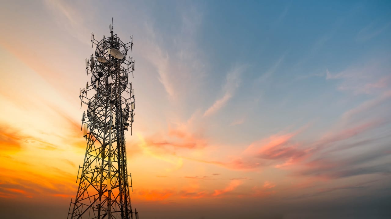 The mobile ambitions of SpaceX see telecom stocks get hit again. What the latest developments mean. — MarketWatch, Los Angeles Business news