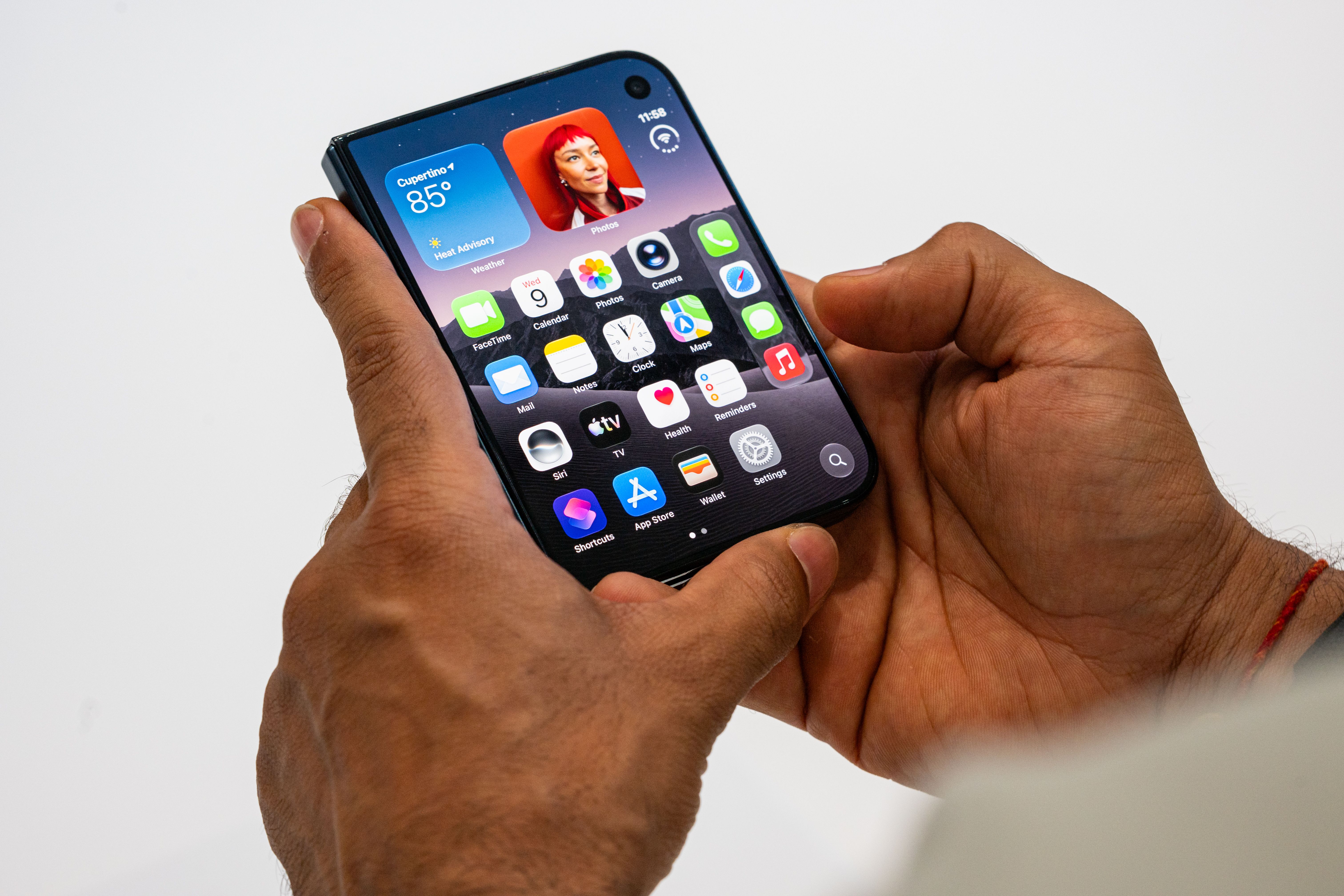8 Things to Know About the iPhone Duo — Wired, Los Angeles Sports news